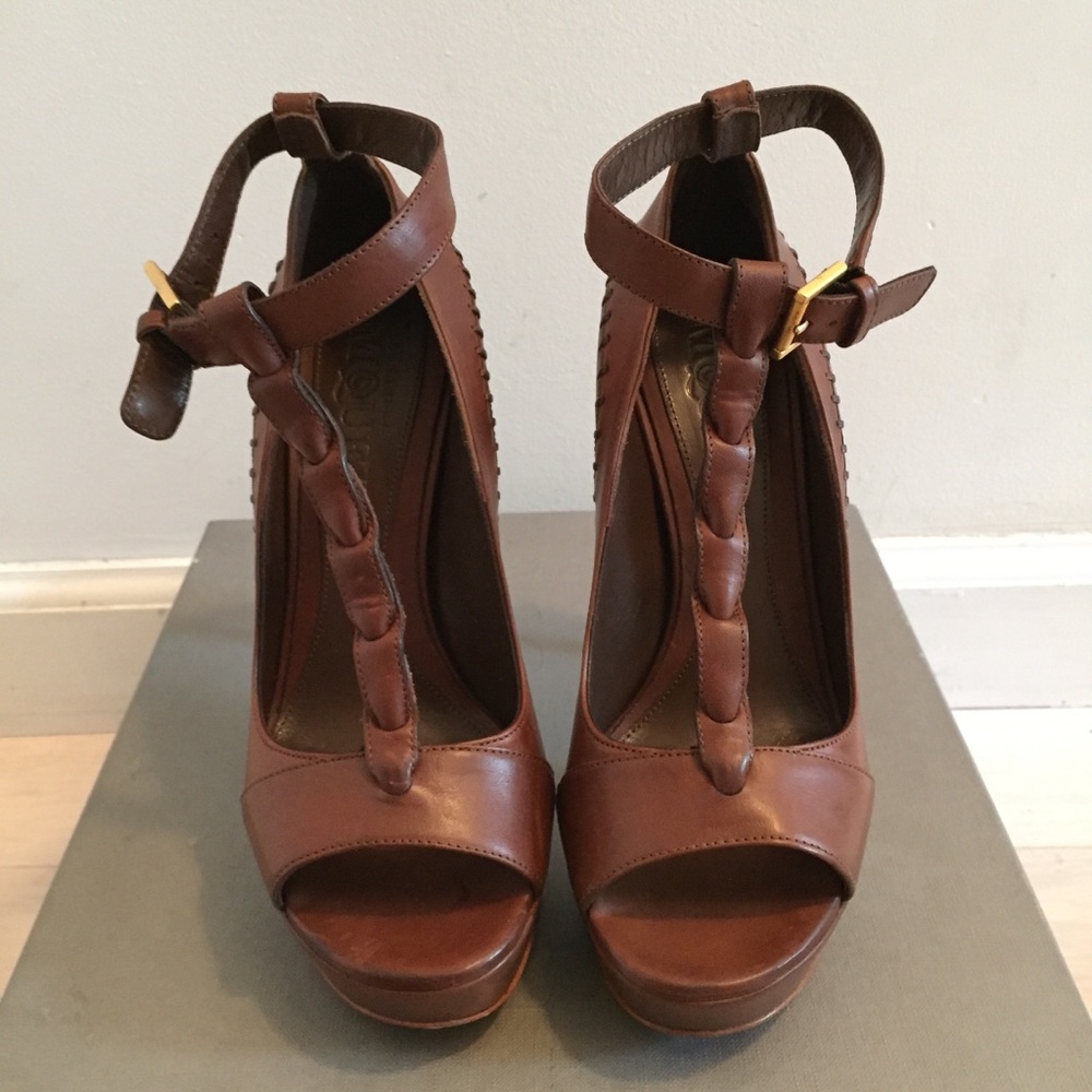 Alexander McQueen t-strap leather sandals SZ IT36 - Picture 2 of 8